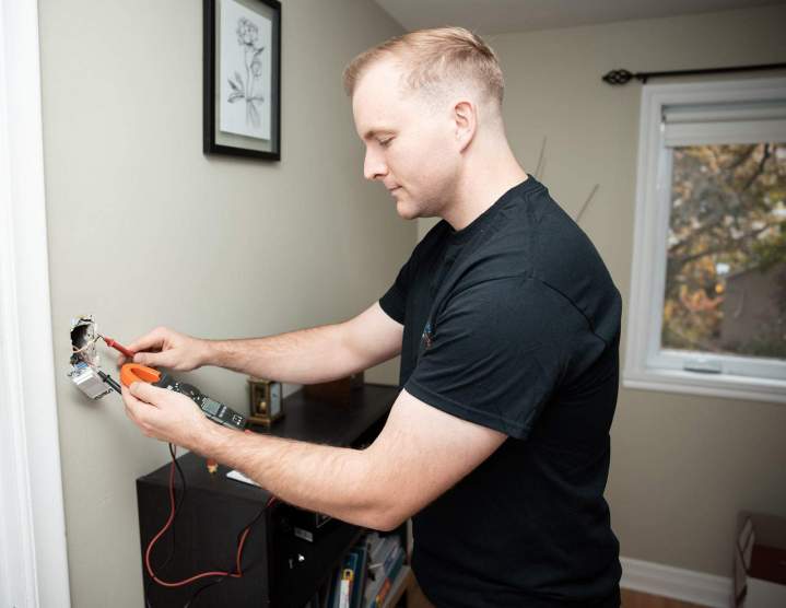 Conception et réalisation d'installations électriques neuves.